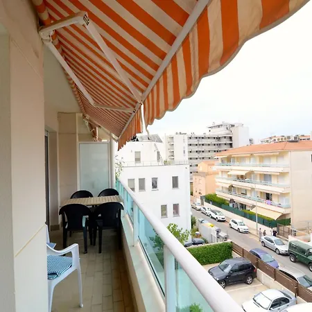 Brises Del Mar 3-1 Л'Эстартит