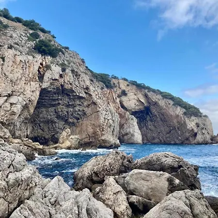 Апартаменты Brises Del Mar 3-1 *